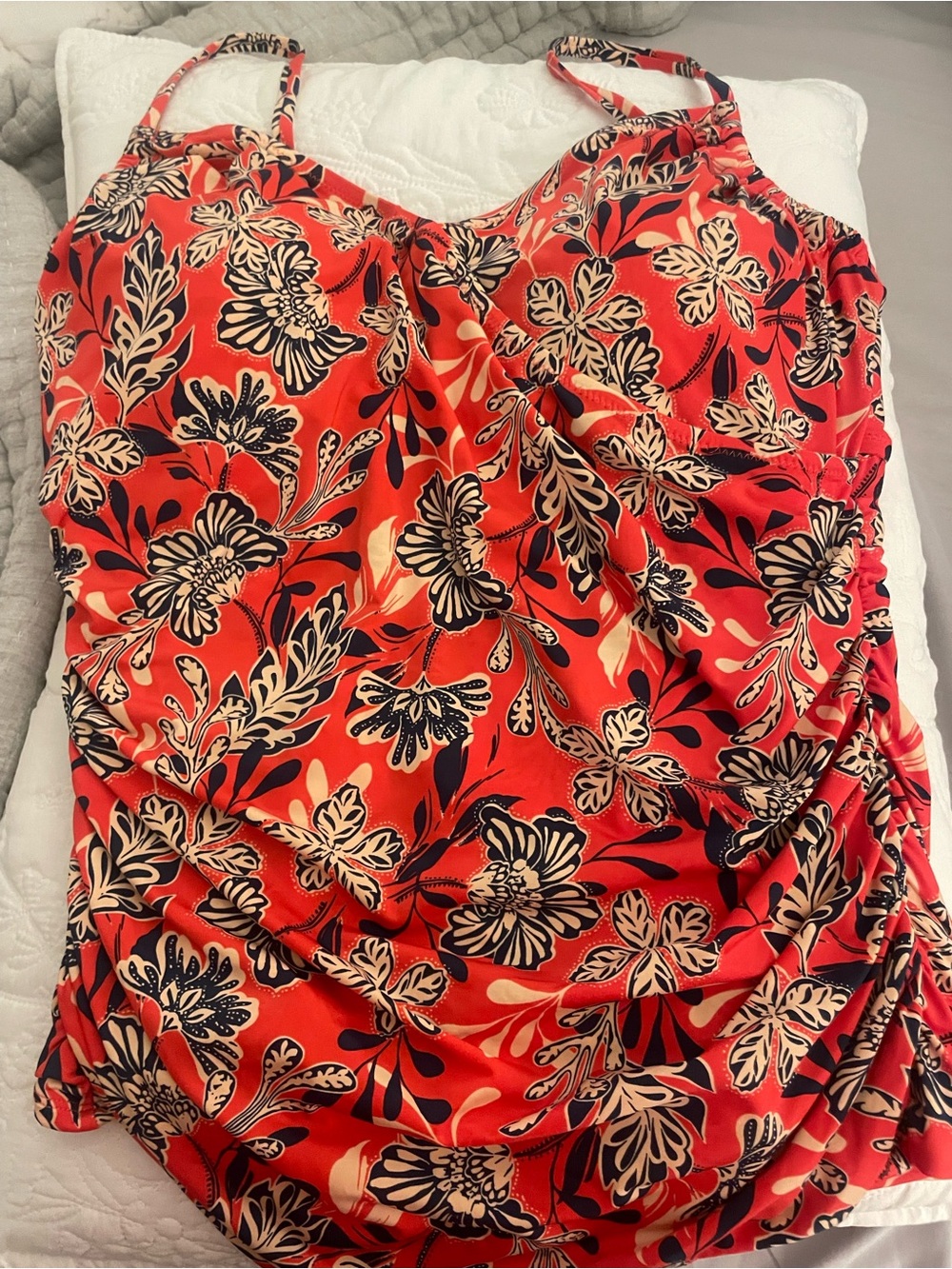 Garnet Hill Tankini Red  Floral Adjustable Straps Swim Top Padded Size 18